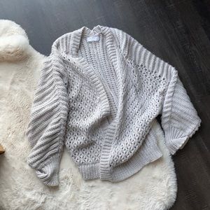 Women’s slouchie sweater